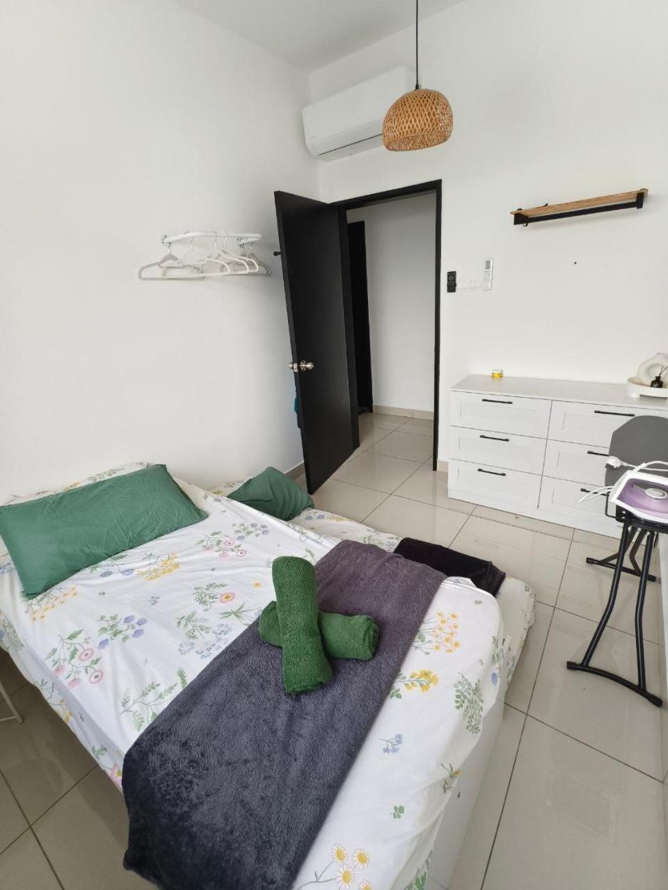 The Moon Homestay At بوتراجايا المظهر الخارجي الصورة