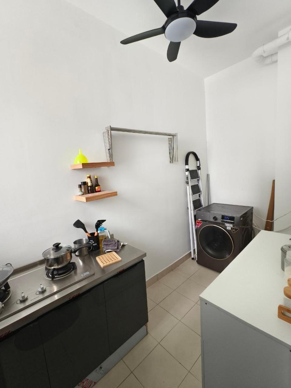 The Moon Homestay At بوتراجايا المظهر الخارجي الصورة